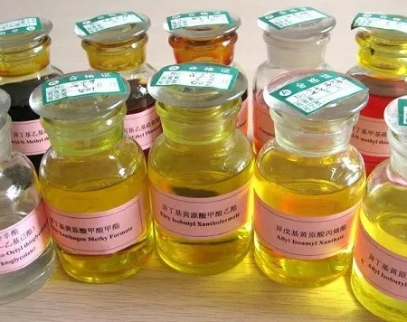 Flotation reagents are chemical substances used to improve the surface properties of minerals and the characteristics of the flotation medium. By