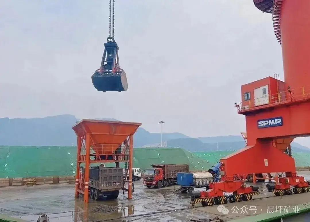 Strategic layout upgraded again Yantai Chenping Mining Co. Ltd. successfully completed its first order for importing Thai iron ore